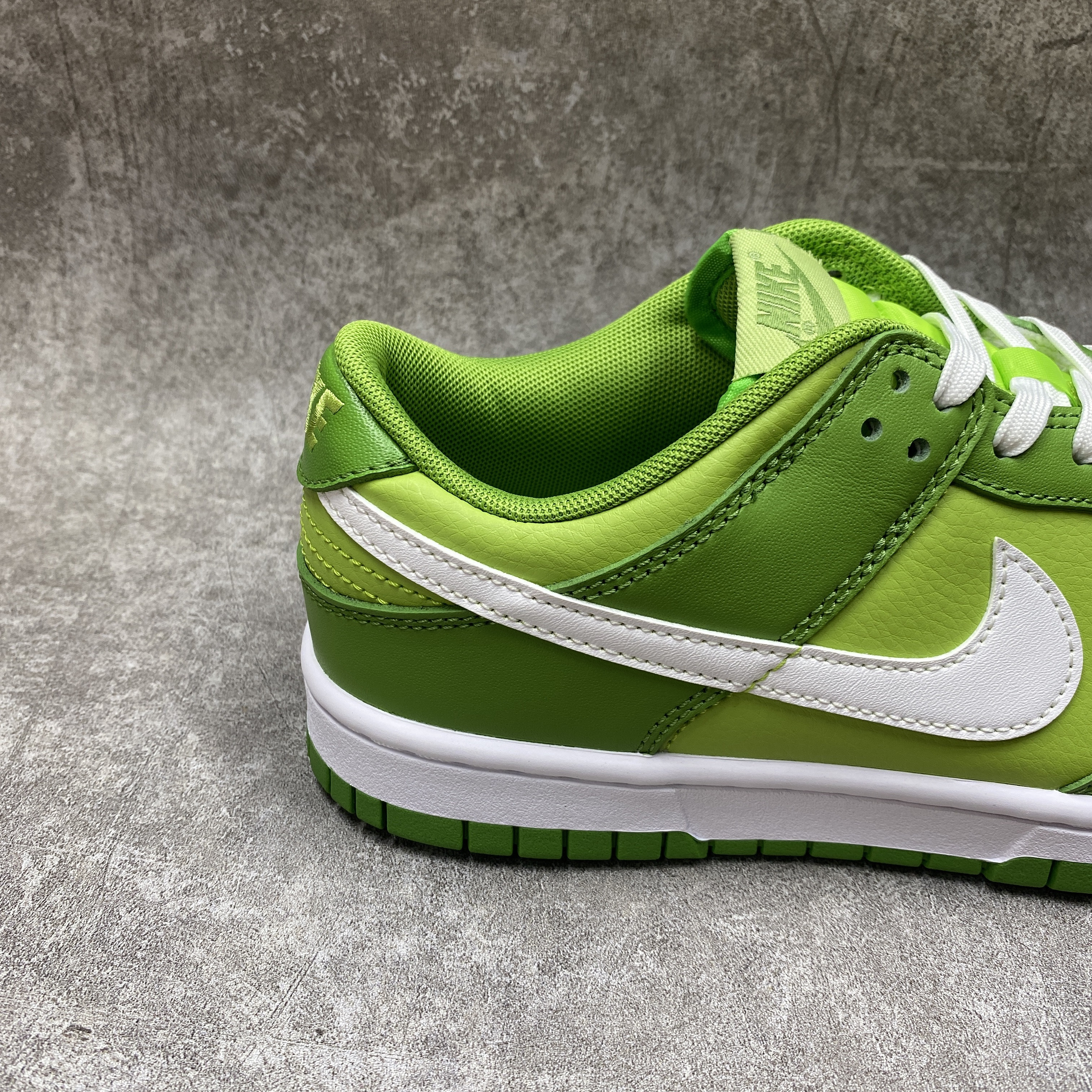 nike dunk low Ch10rophyll