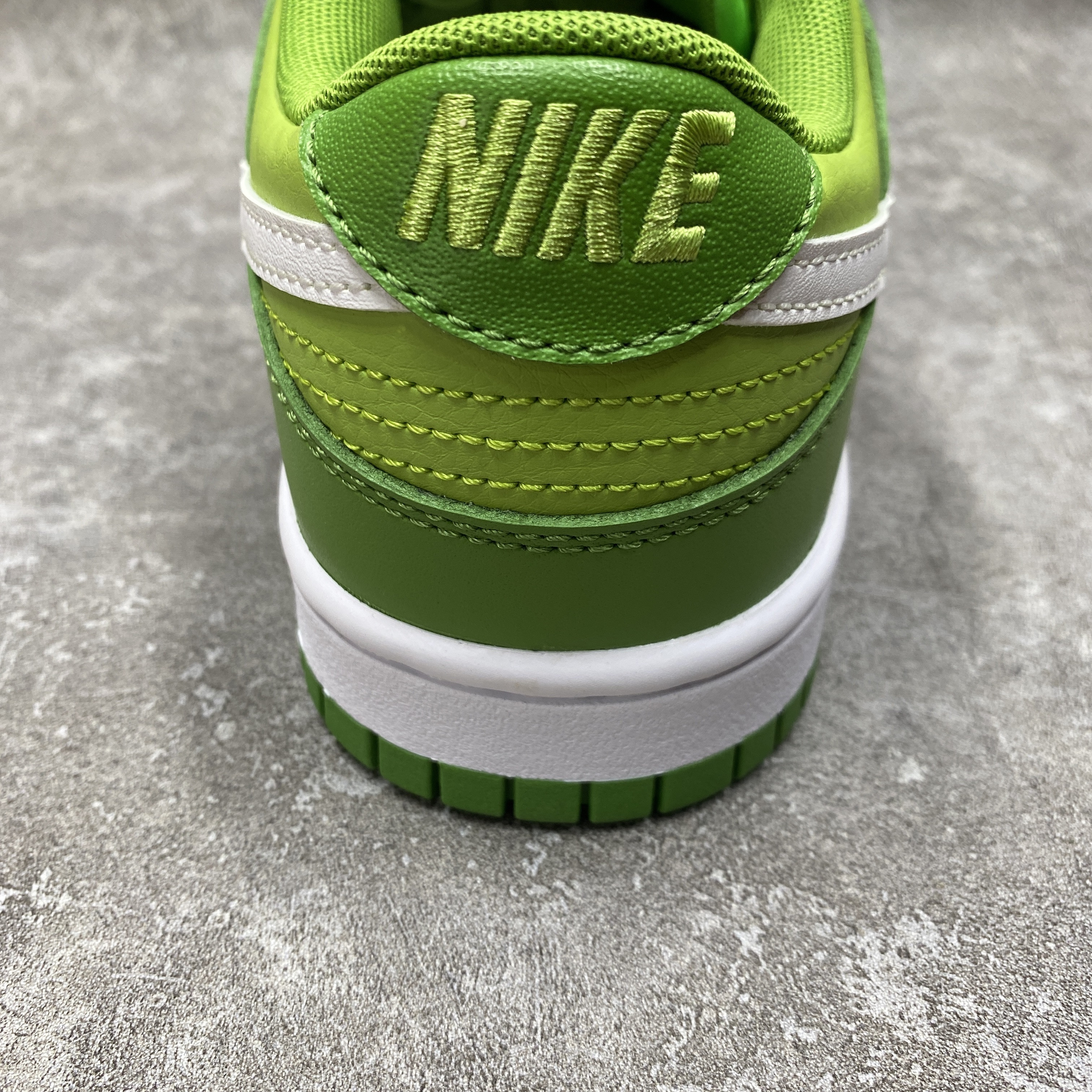 nike dunk low Ch10rophyll