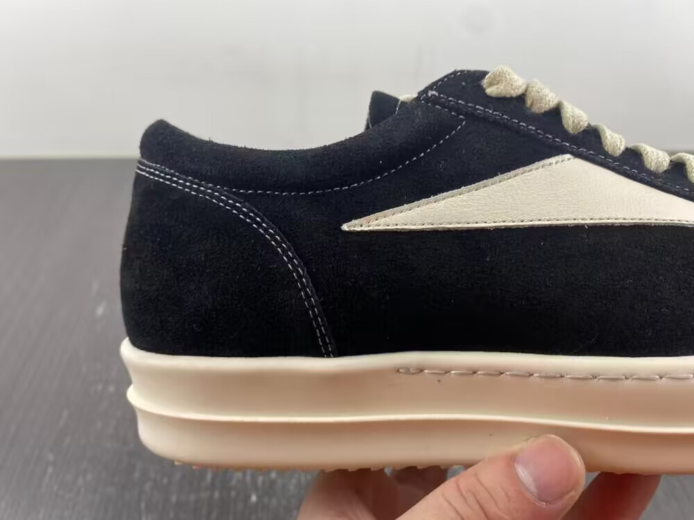 ua r1ck 0wens strobe vintage low black suede