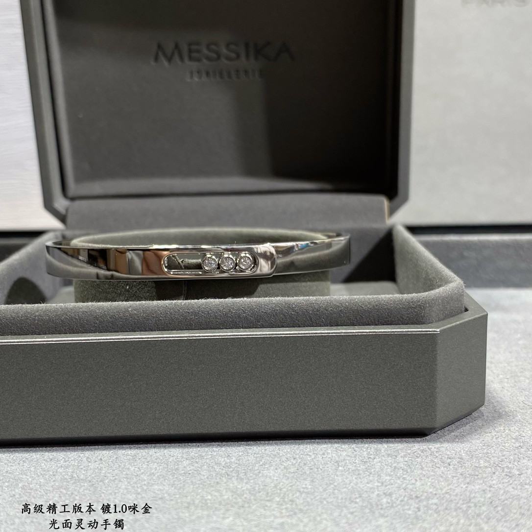 Mes1kaa polished moving bracelet
