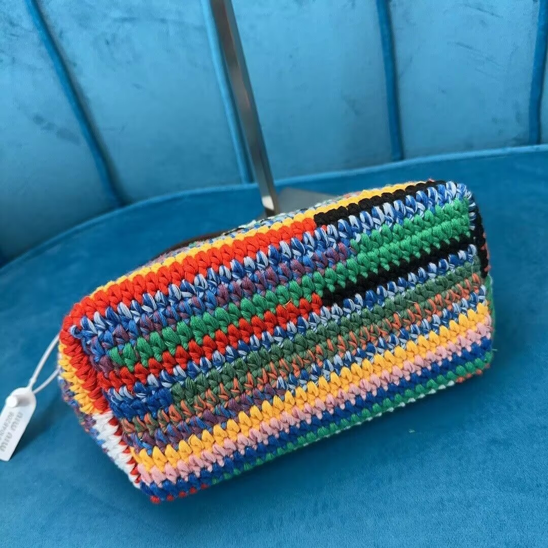 M1v M1v multicolored crochet pouch 19x14x10cm