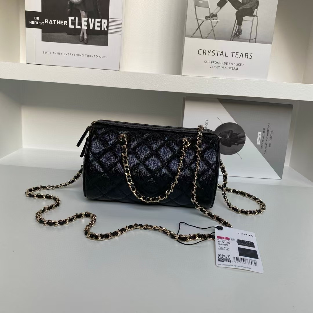 Ch*el 25p caviar microchip ap4515 11.5×18.5×11cm