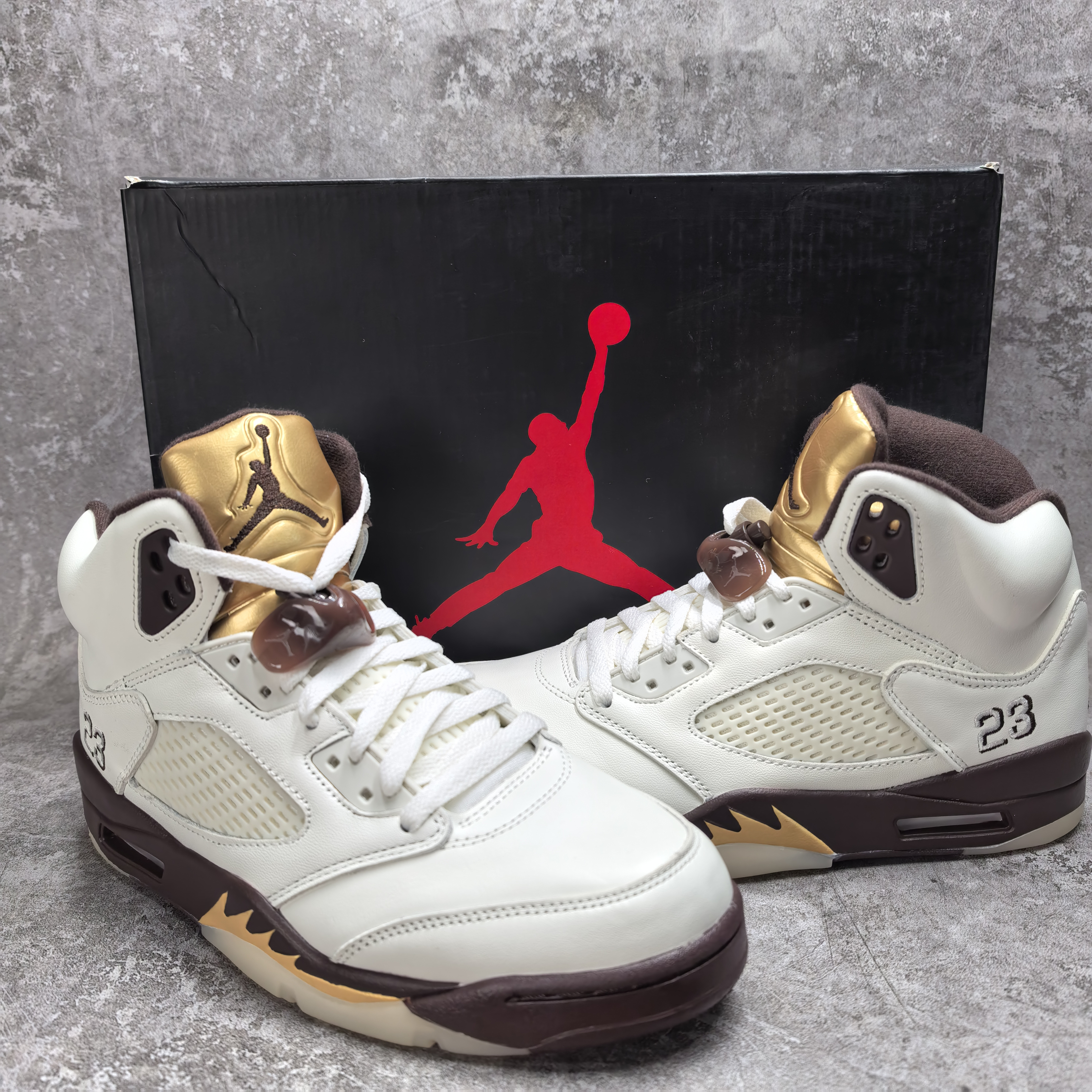 UA Jordan 5 Retro