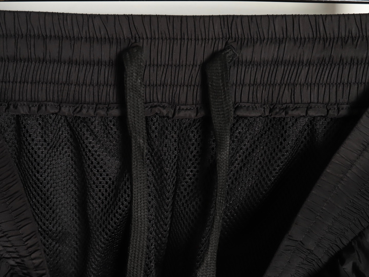 M0nc1er shorts