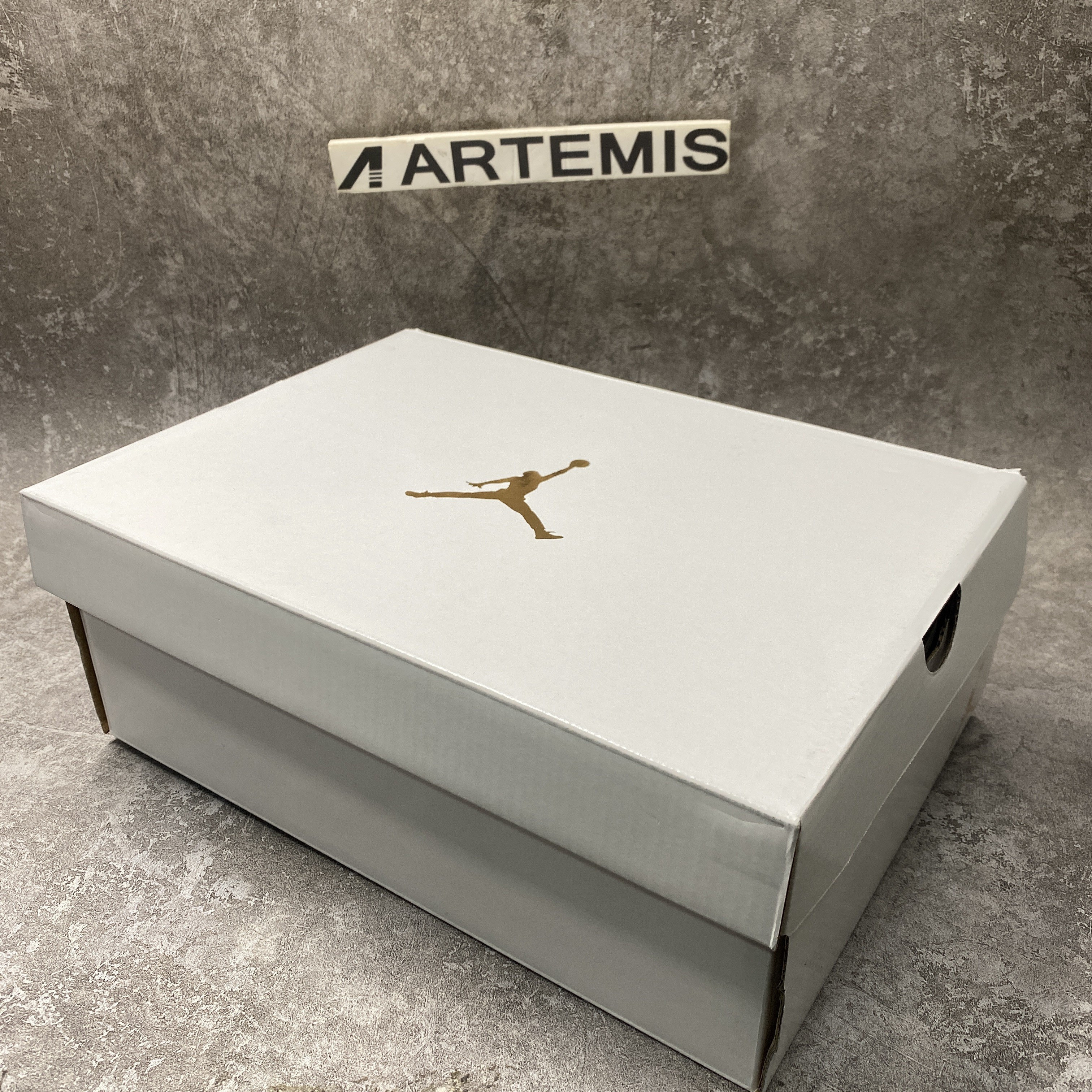 air jordan 1 mid to my first C0a*h