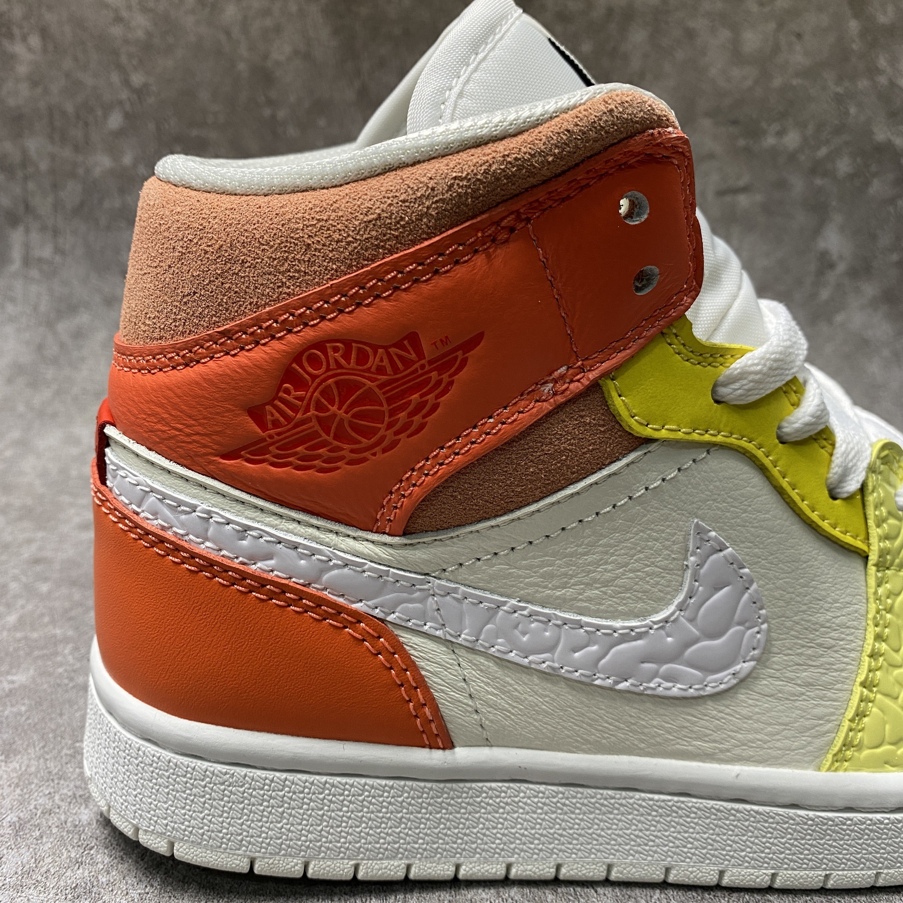 air jordan 1 mid to my first C0a*h