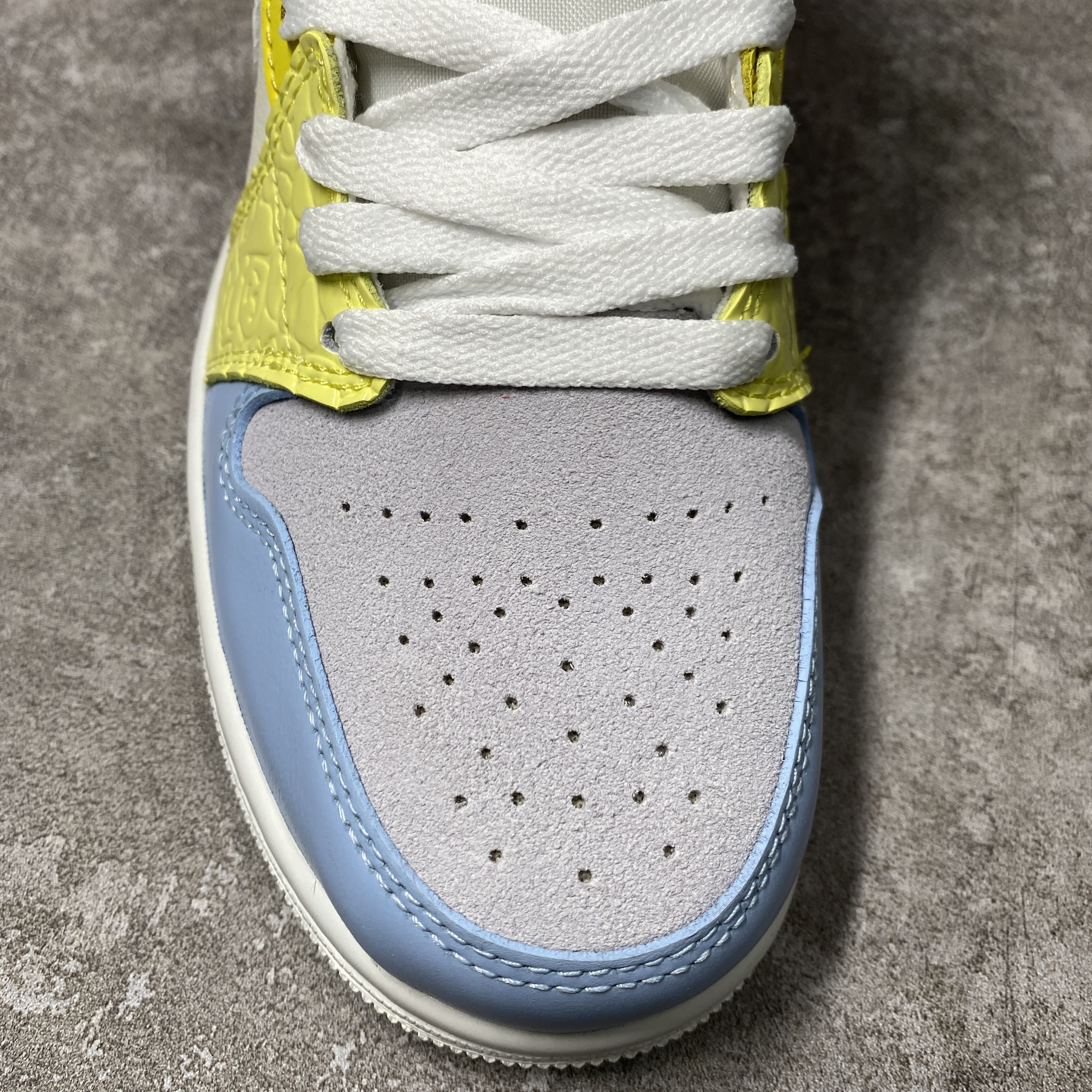 air jordan 1 mid to my first C0a*h