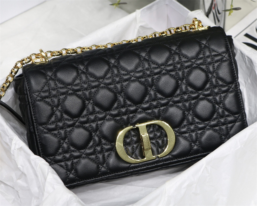 large d*or caro bag black S*pple cannage calfskin 29 x 18 x 10 cm