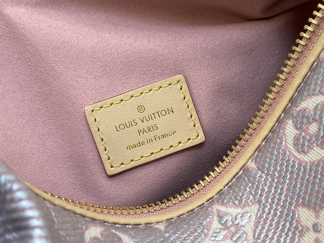 LV Side Trunk MM M22842 8.3 x 5.5 x 2.4 inches
