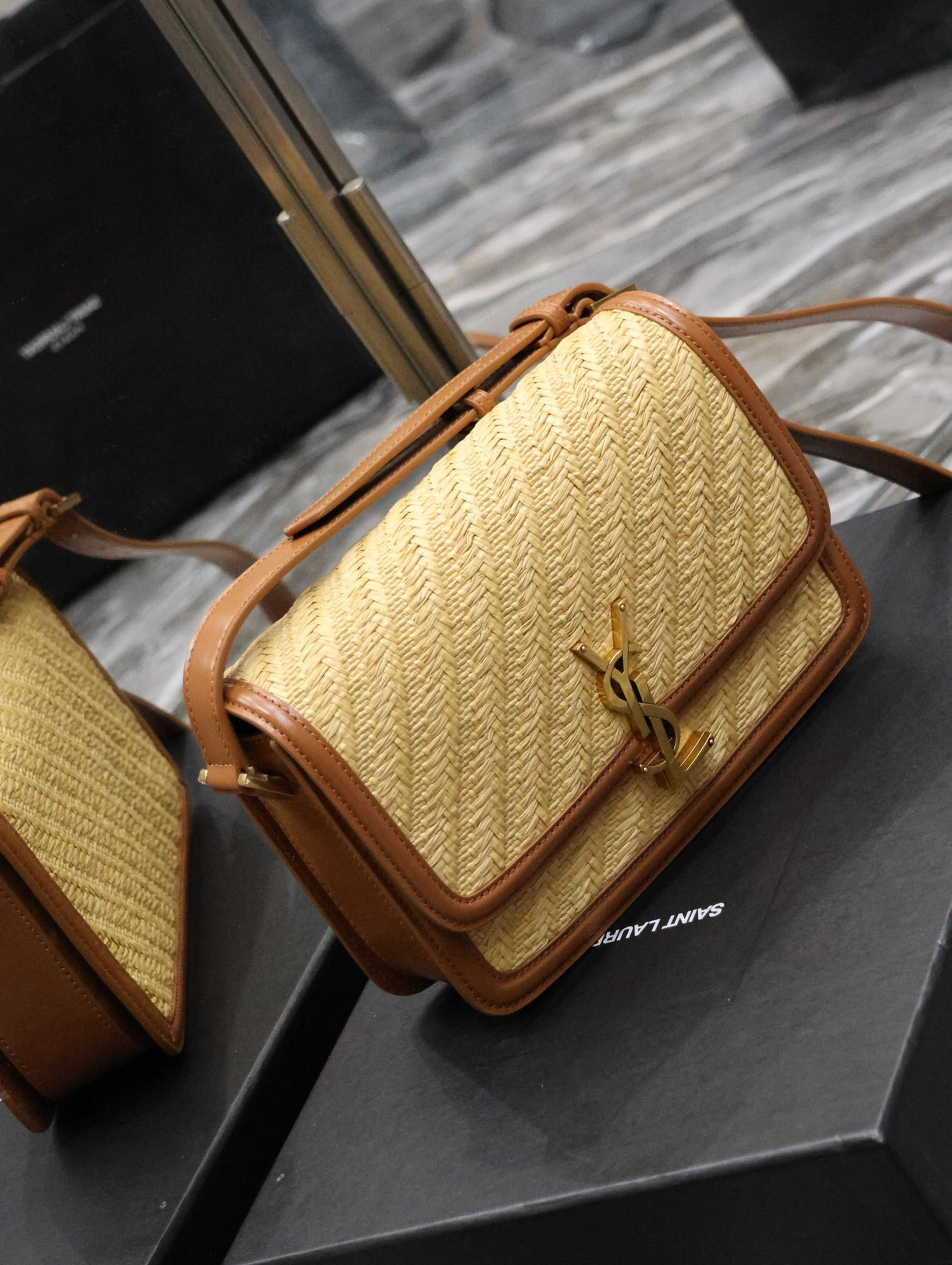 y*l solferino medium satchel in raffia and vegetable-tanned leather natural sand and bR1ck 9.8 x 6.7 x 2 inches