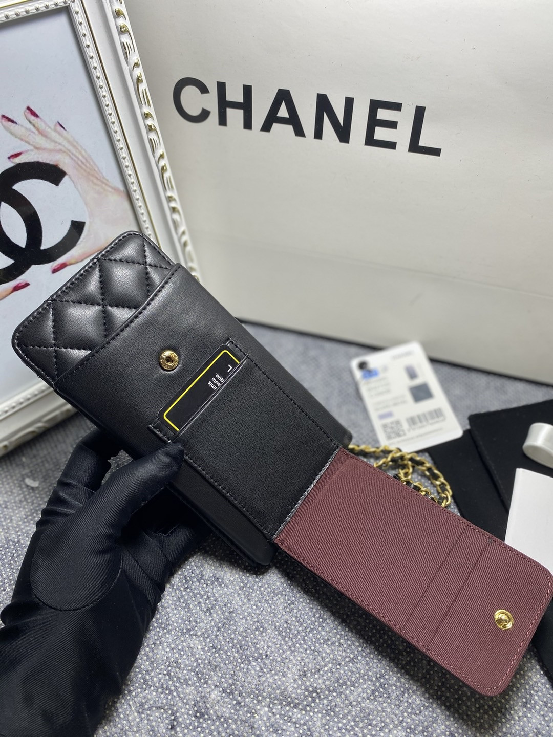 Ch*el long zipped wallet 19-11cm