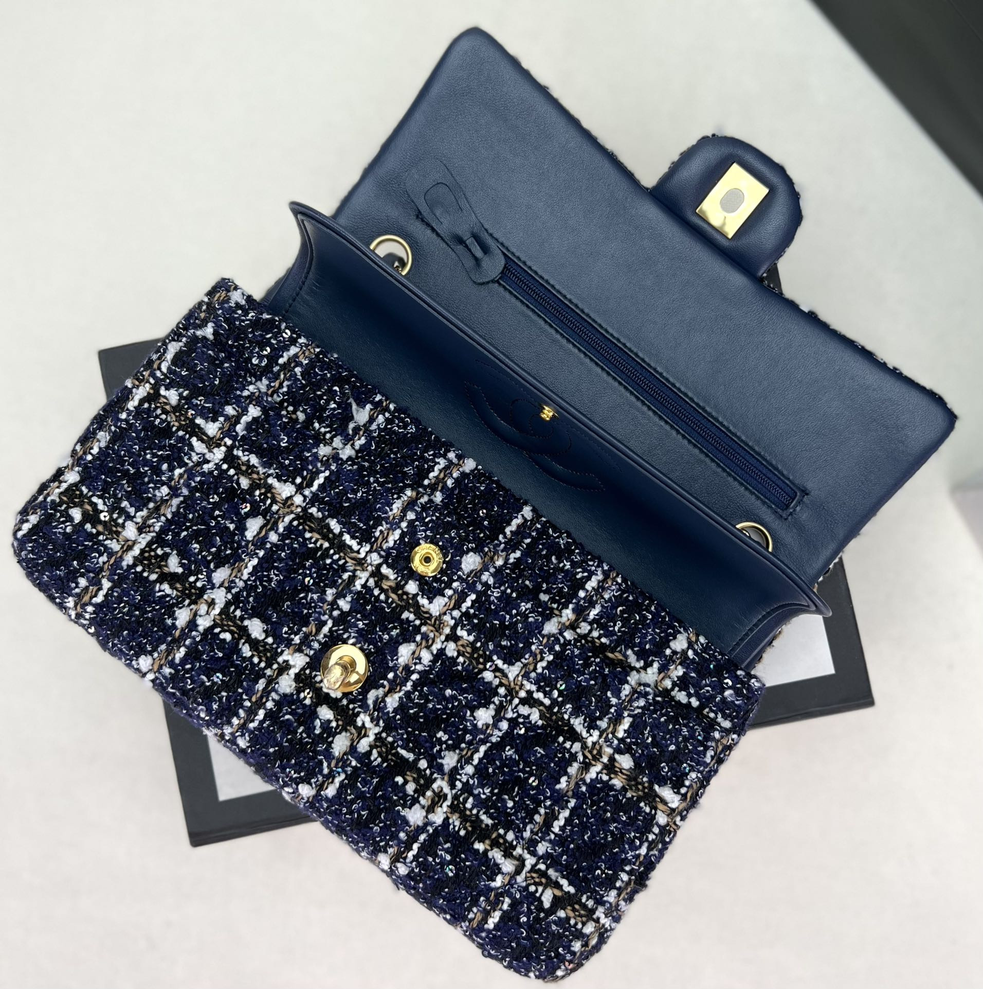 Ch*el classic 11.12 handbag tweed & gold-tone metal   6 × 9.9 × 2.5 in
