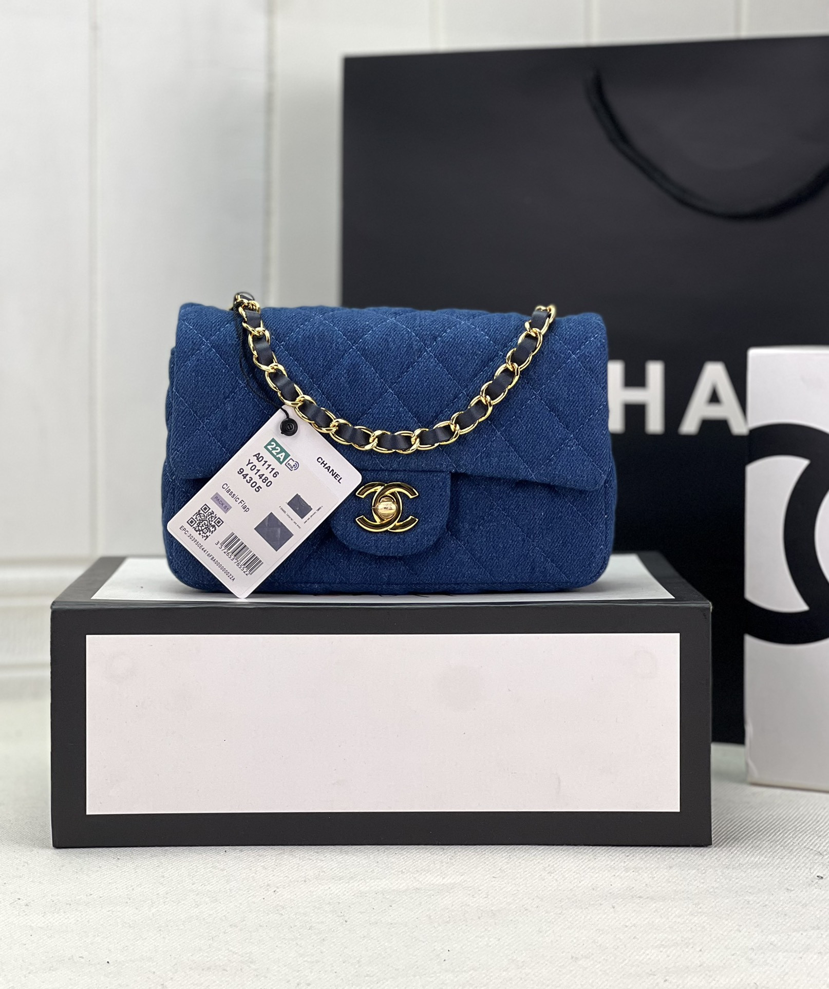 Ch*el mini classic 11.12 handbag tweed & gold-tone metal 4.7 × 7.8 × 2.3 in