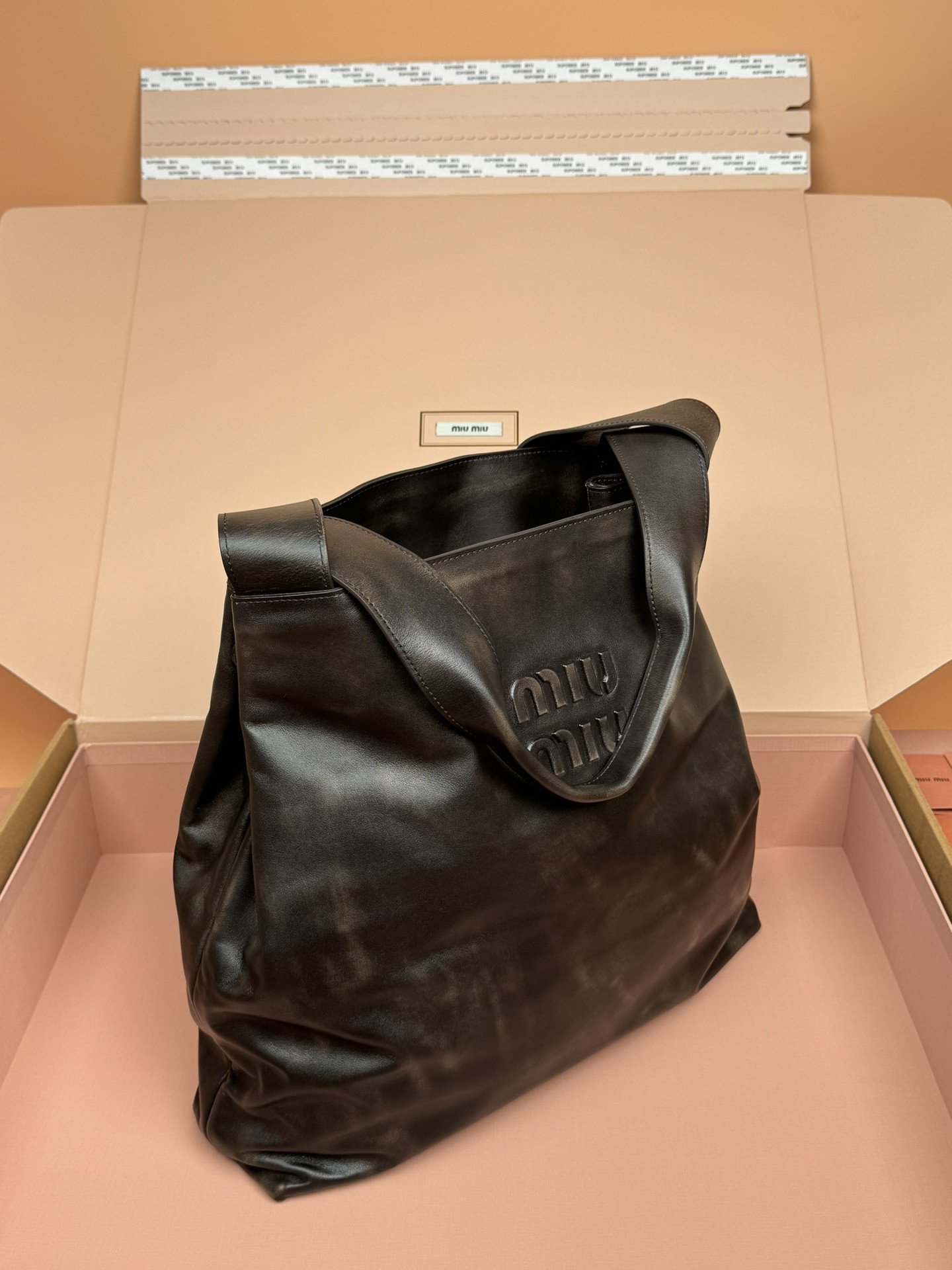 M1v M1v leather hobo bag  39x38.5x11cm