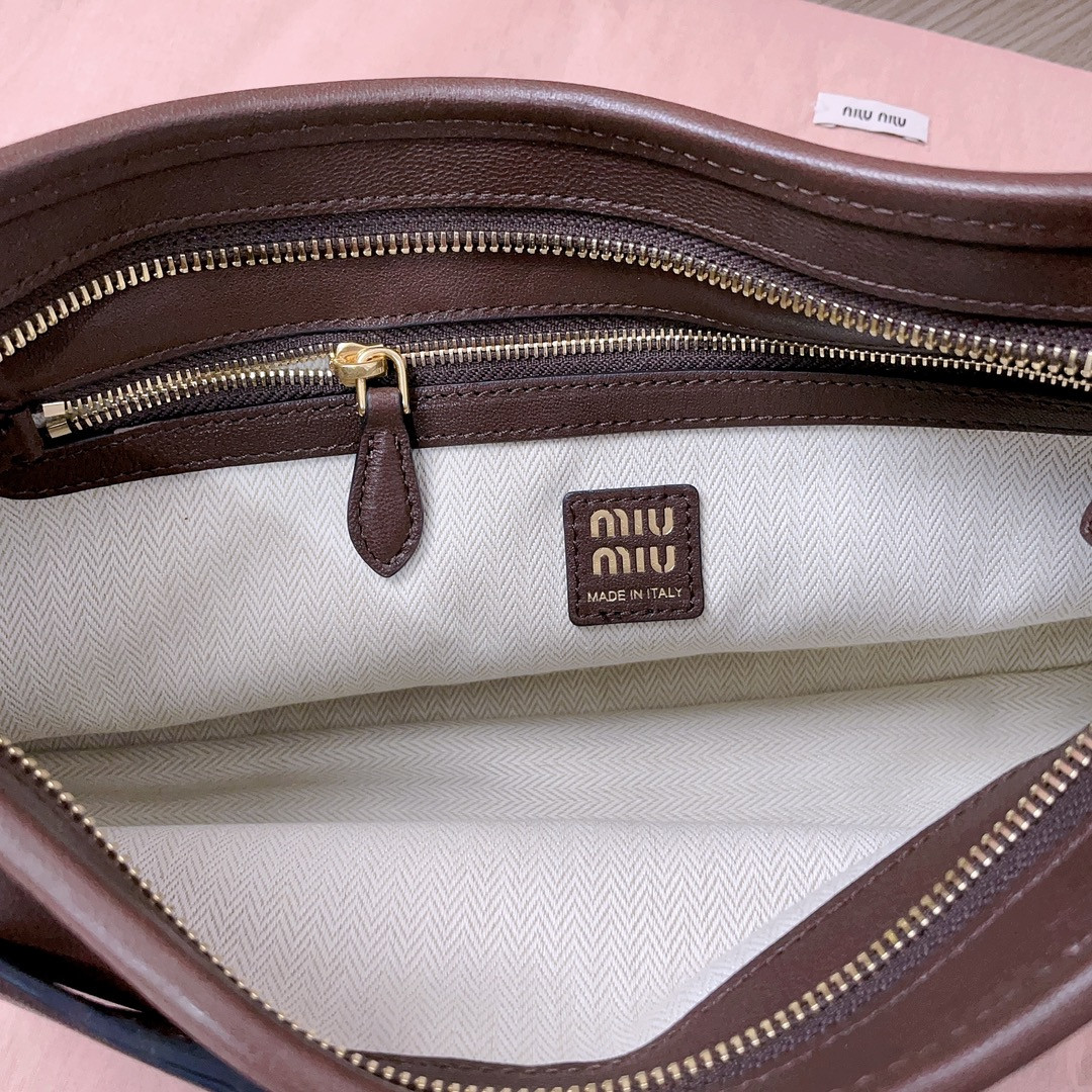 M1v M1v aventure nappa leather bag 5bc182 33x19x5cm