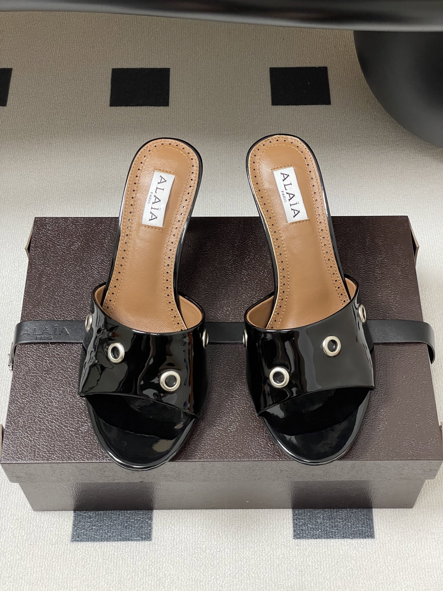 ua a1a1a ring eyelets slippers 7cm heel(cusT0mized size 7-10 days production time)