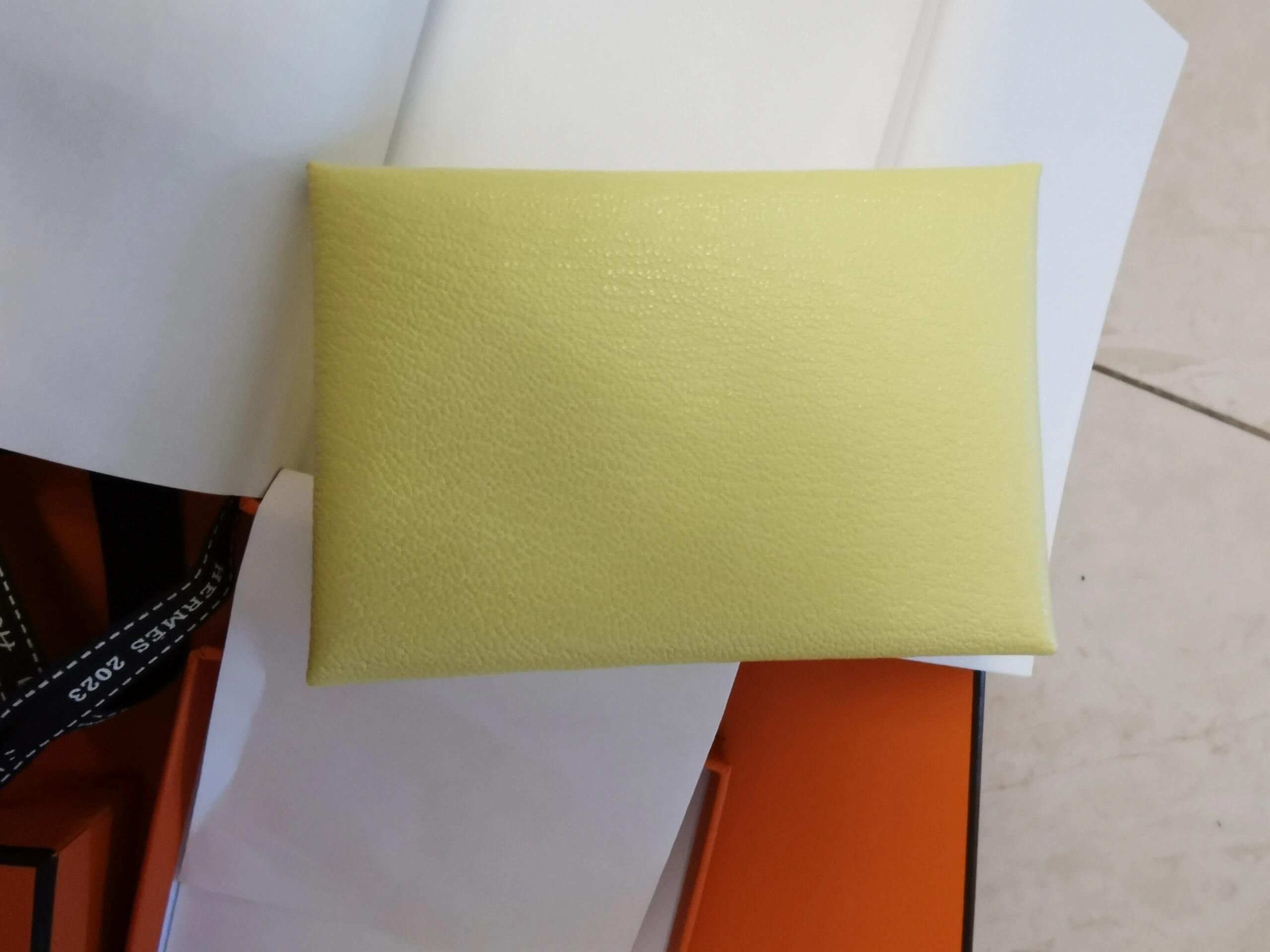 H**mes wallet epsom