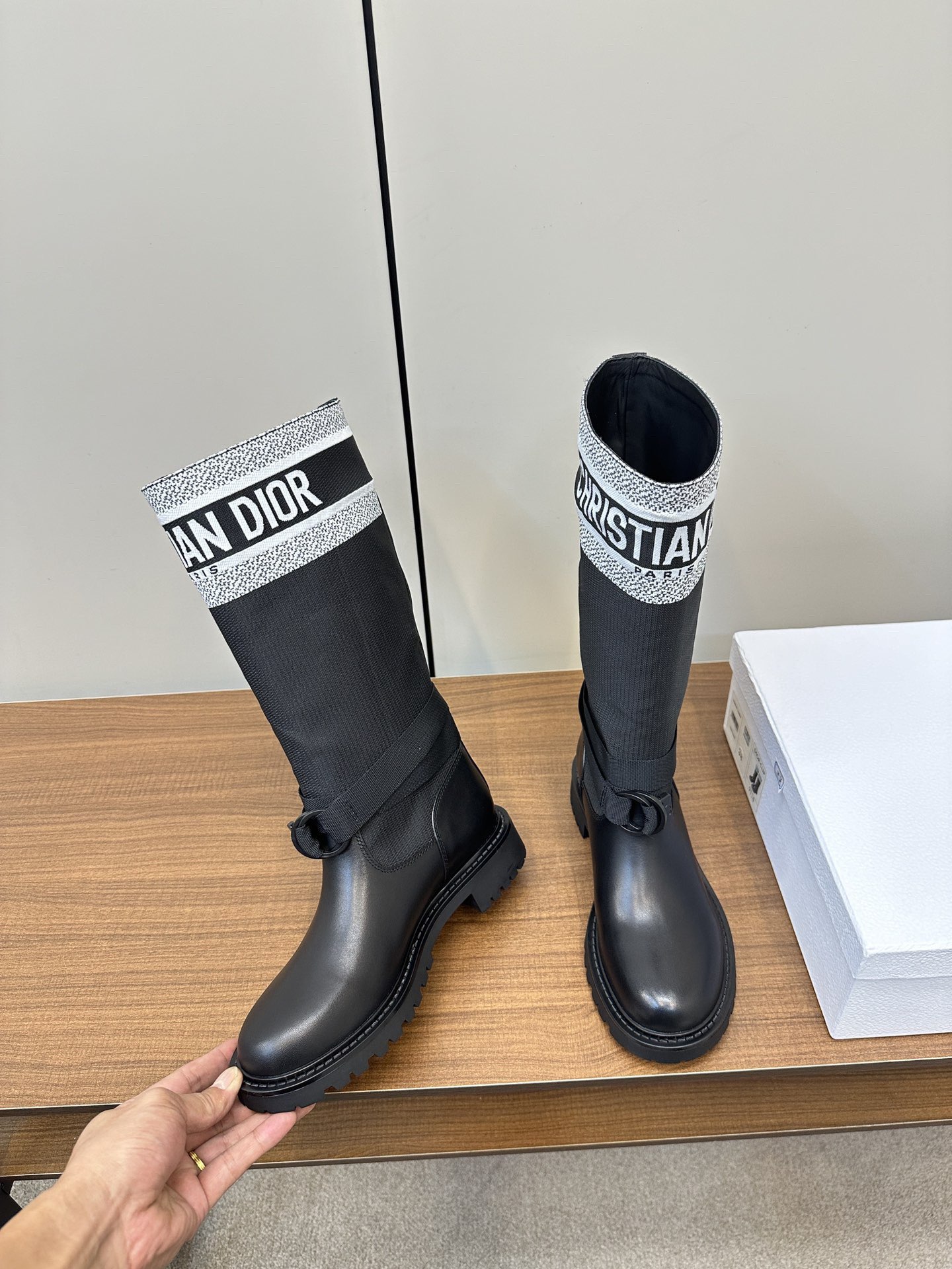 Diro Boots 2024SA