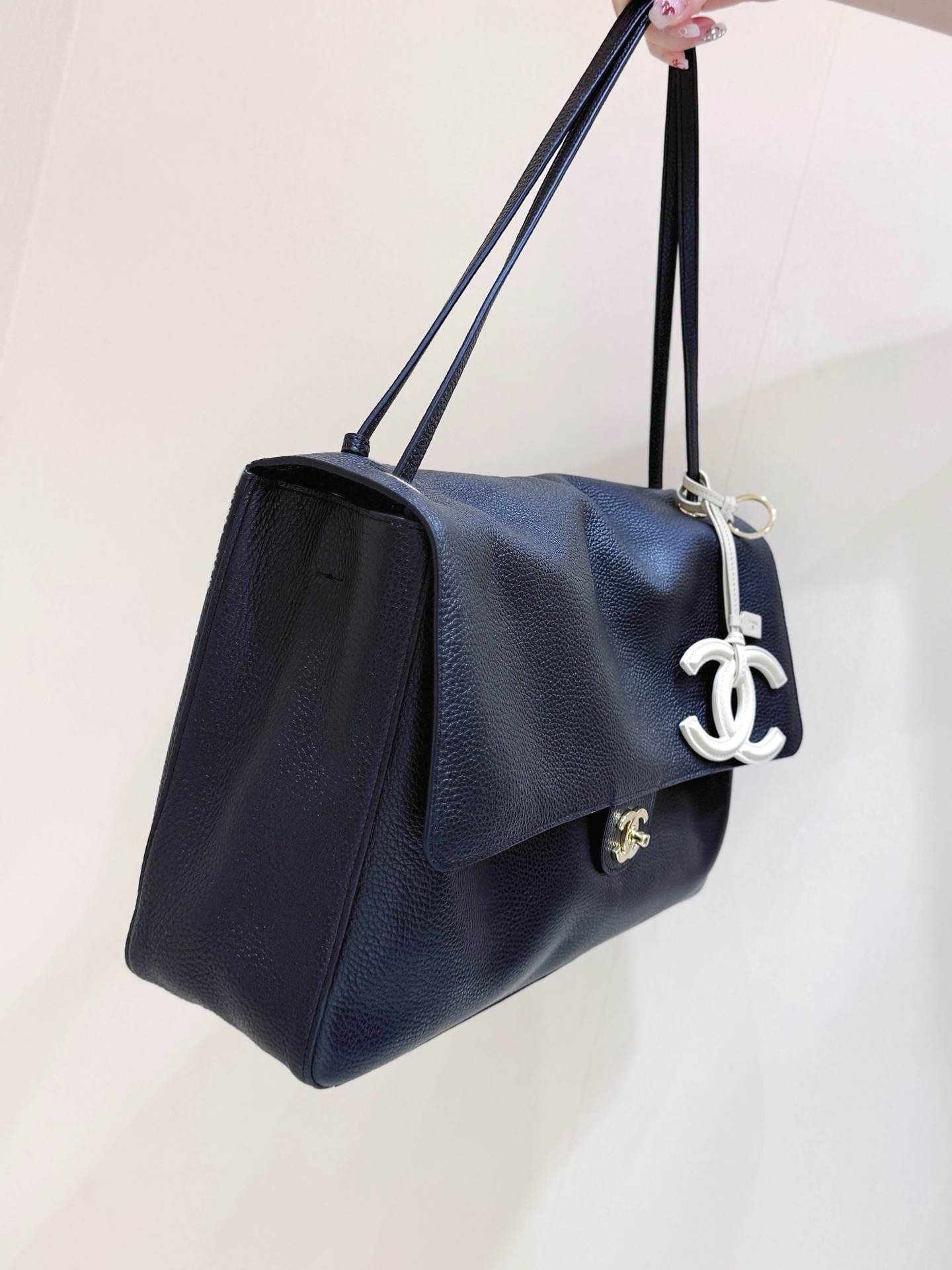 Ch@nel Maxi Flapbag , Grained Calfskin & Silver-Tone Metal, lLight-26*38.5*11CM