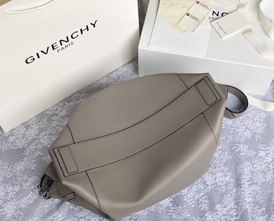G1uenchy antigona soft tote-30*8*25&45*9*35cm