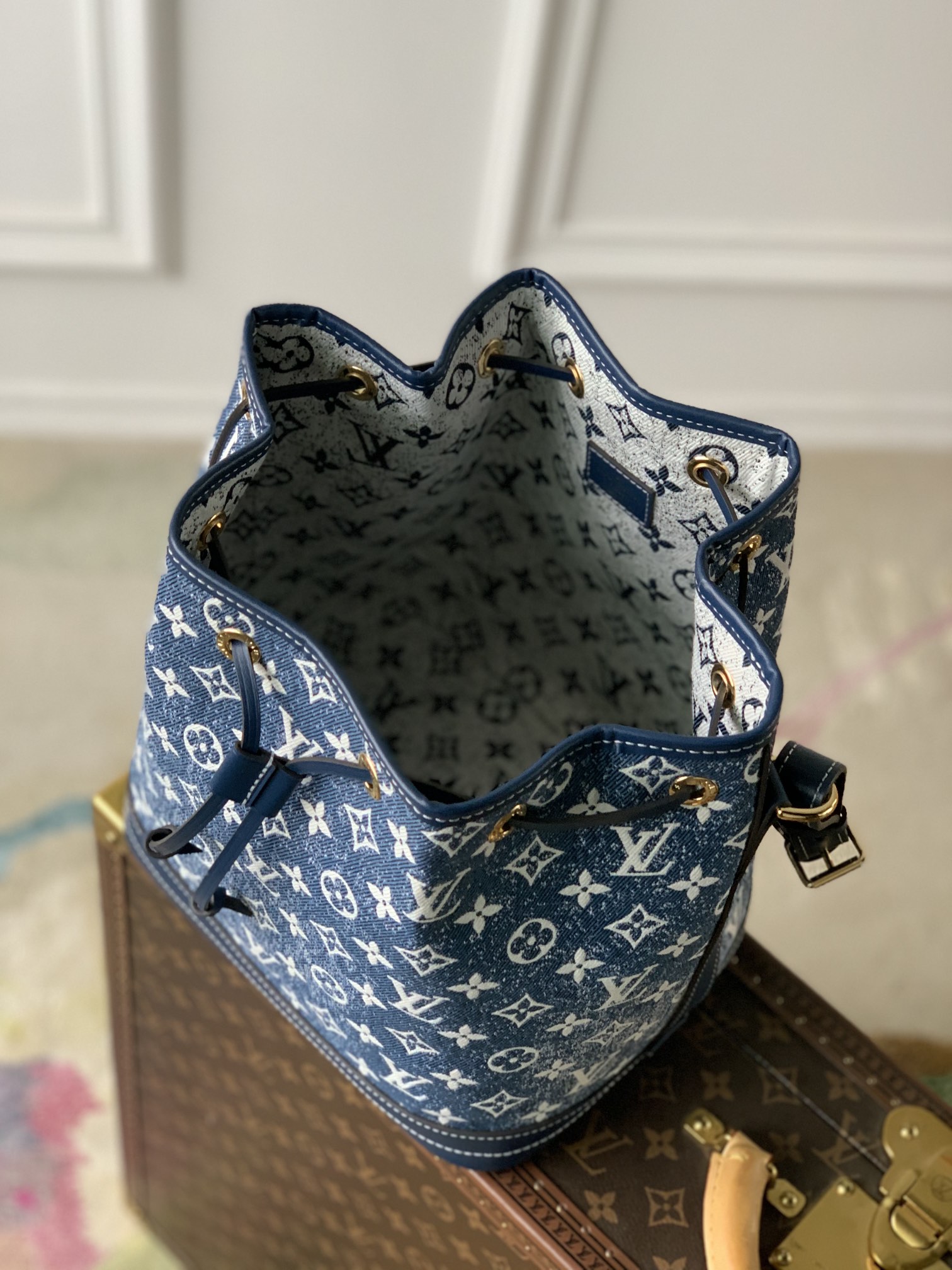 l0*is V*t0n petit noé -25*28.5*20cm