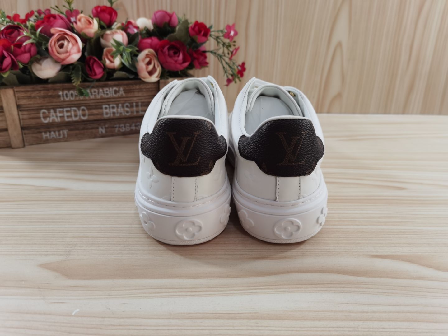 l0*is V*t0n sneakers(eu35-eu45)