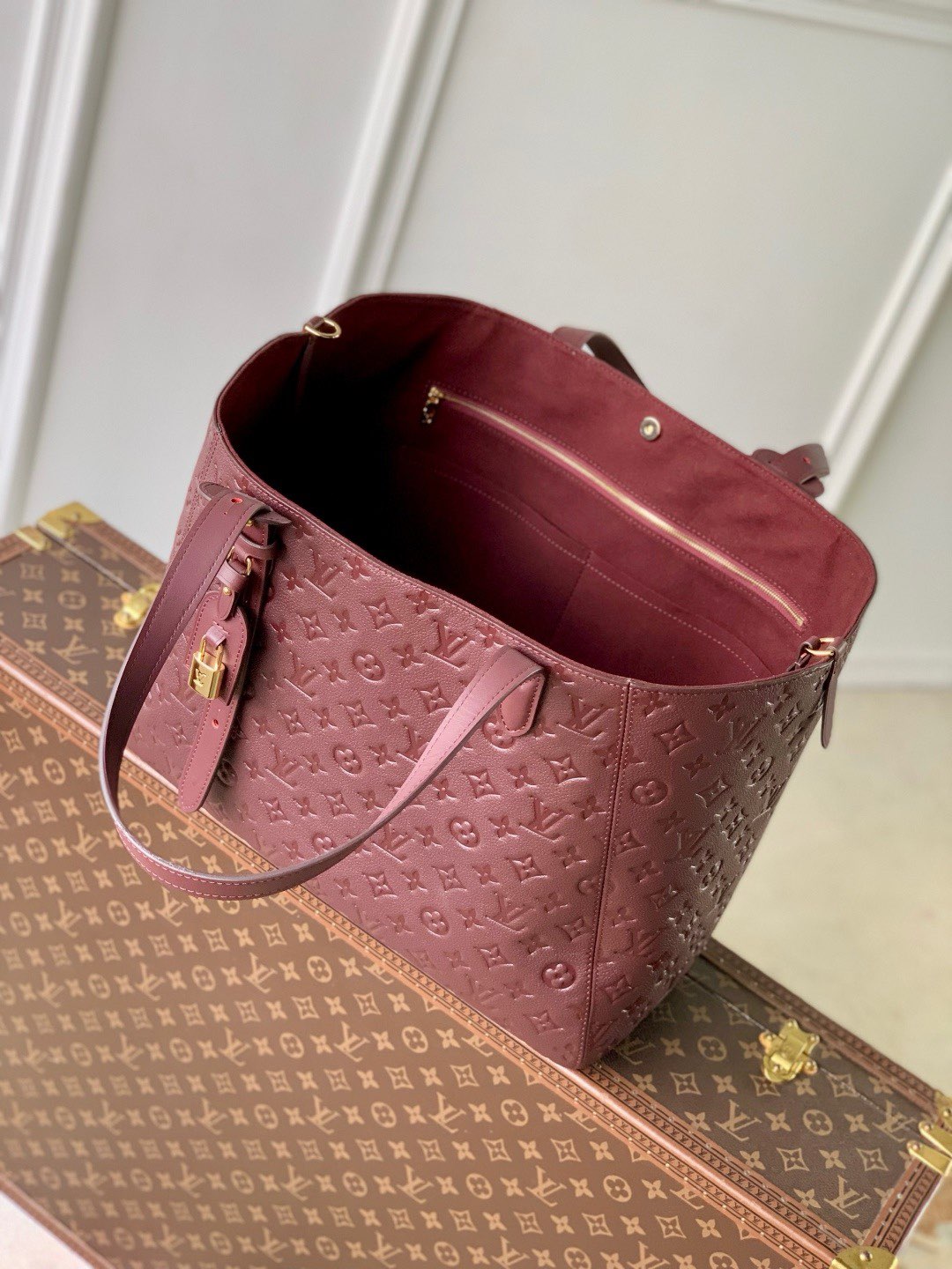 l0vis Vvtt0n hobo bag-30.5 x 17 x 56.5cm