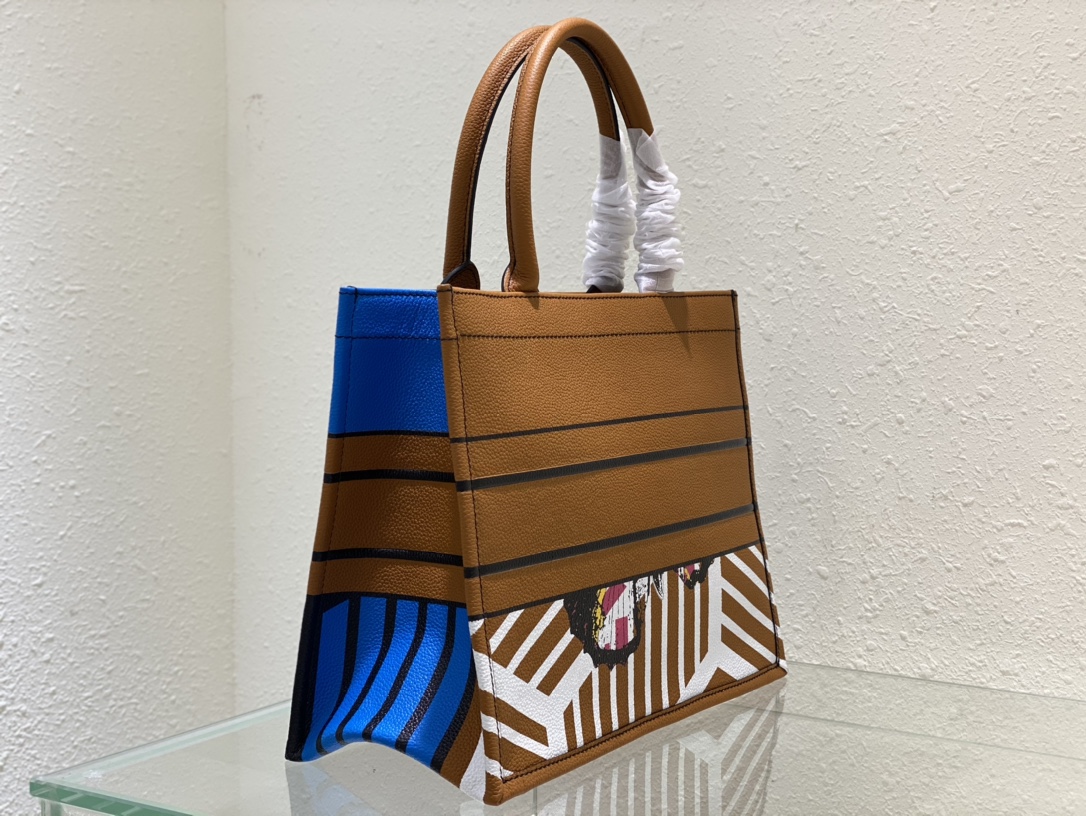 D*or small book tote-36.5cm