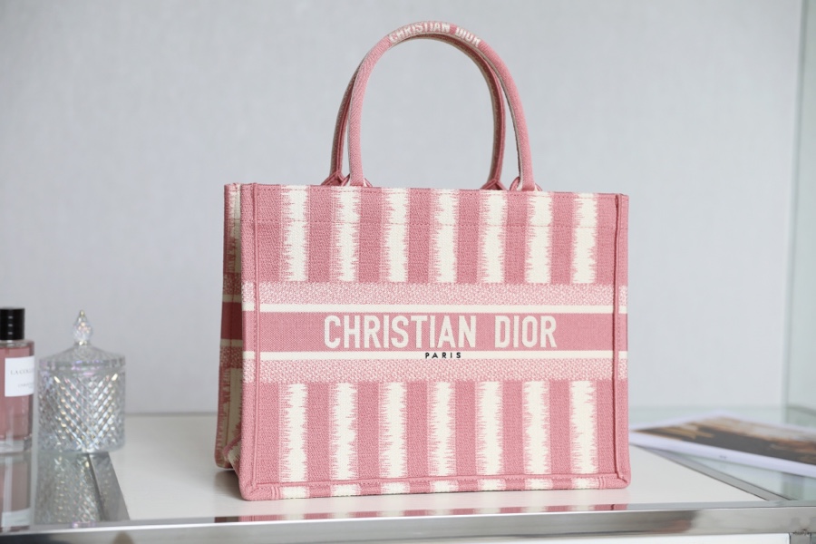 D*or small book tote-36.5cm