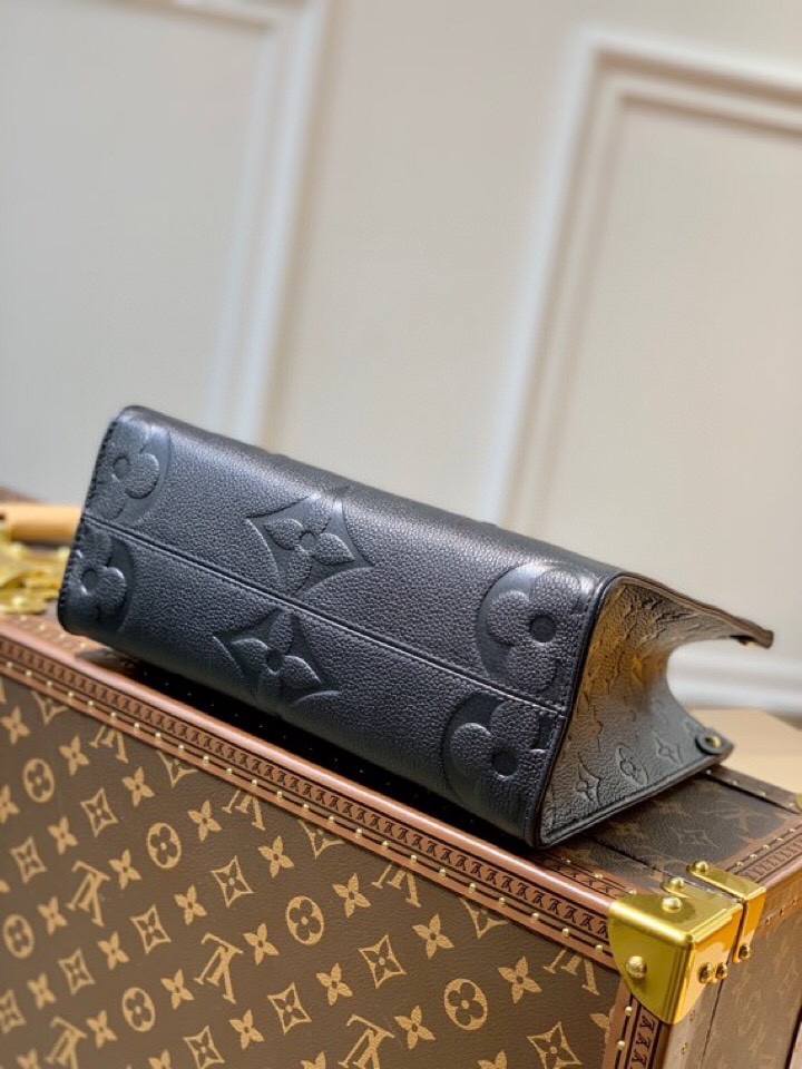 l0*is V*t0n onthego handbag-25*19*11cm