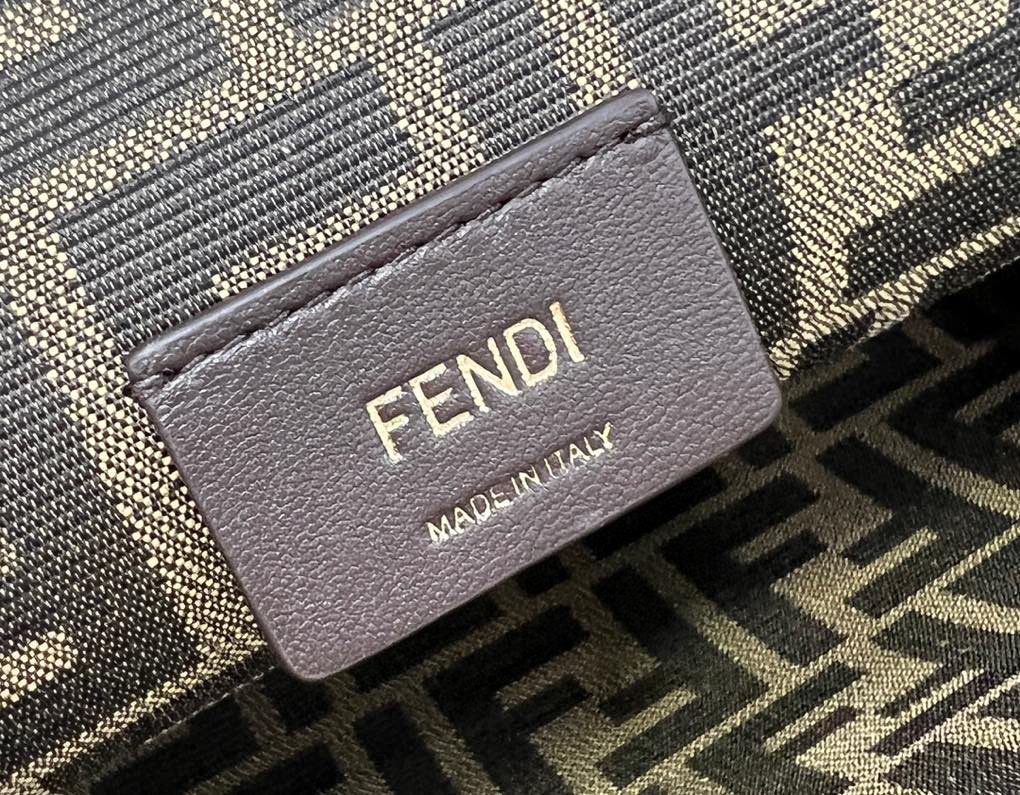 F**di first bag-26*18*9.5/32.5*23.5*15cm