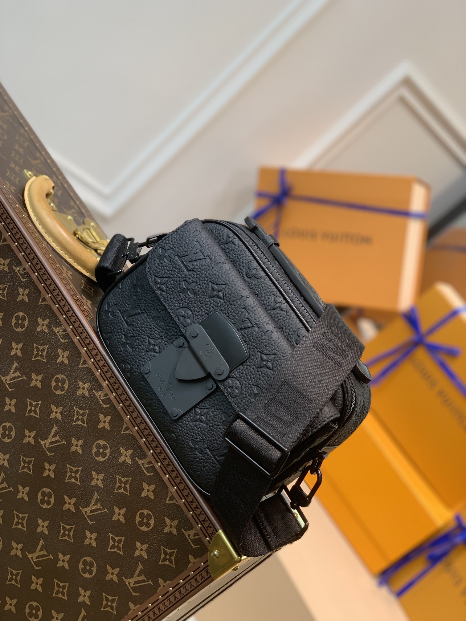 l0*is V*t0n s lock bag-m45806-22*18*8cm