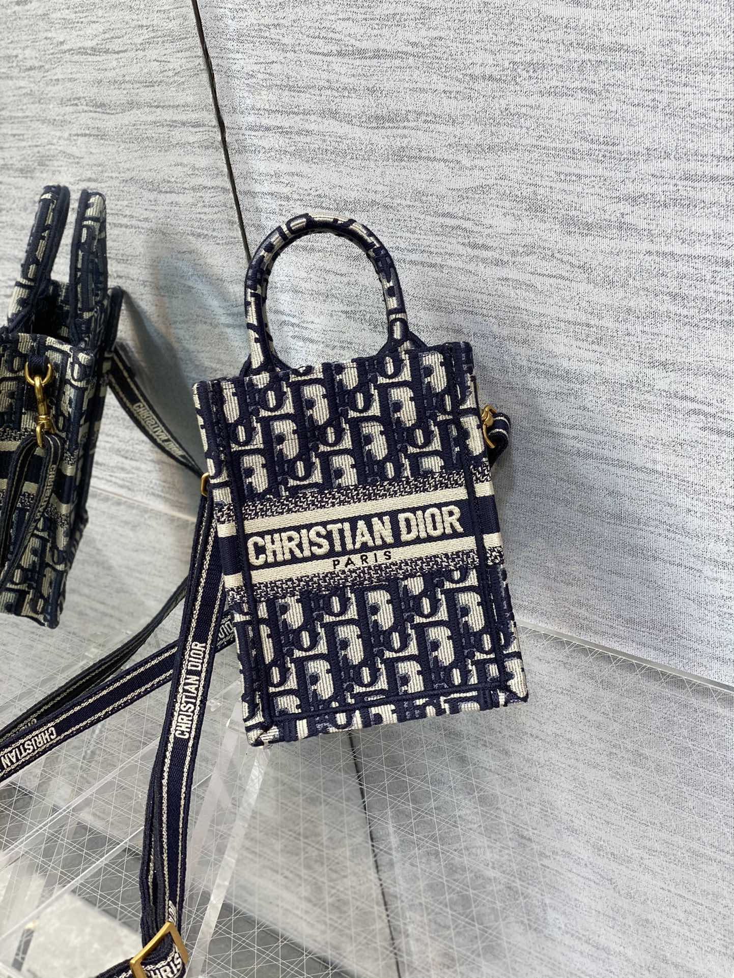 D*or mini book tote-13.5*5*18cm