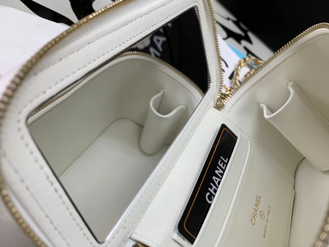 Ch@nel Cosmetic Bag-Caviar-18CM