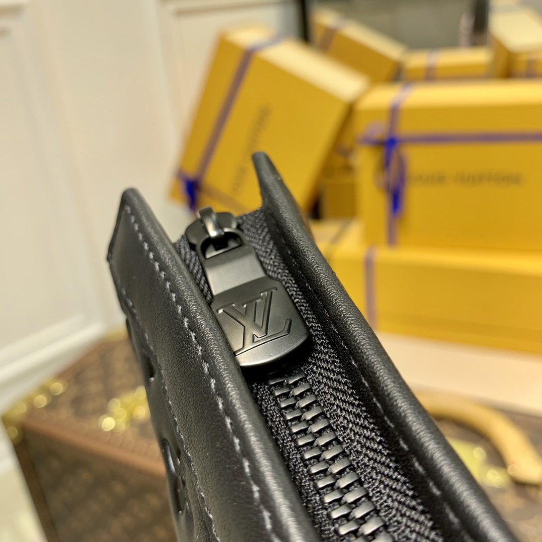 l0*is V*t0n m81115 gaston wearable wallet -22*14.5*4.5m