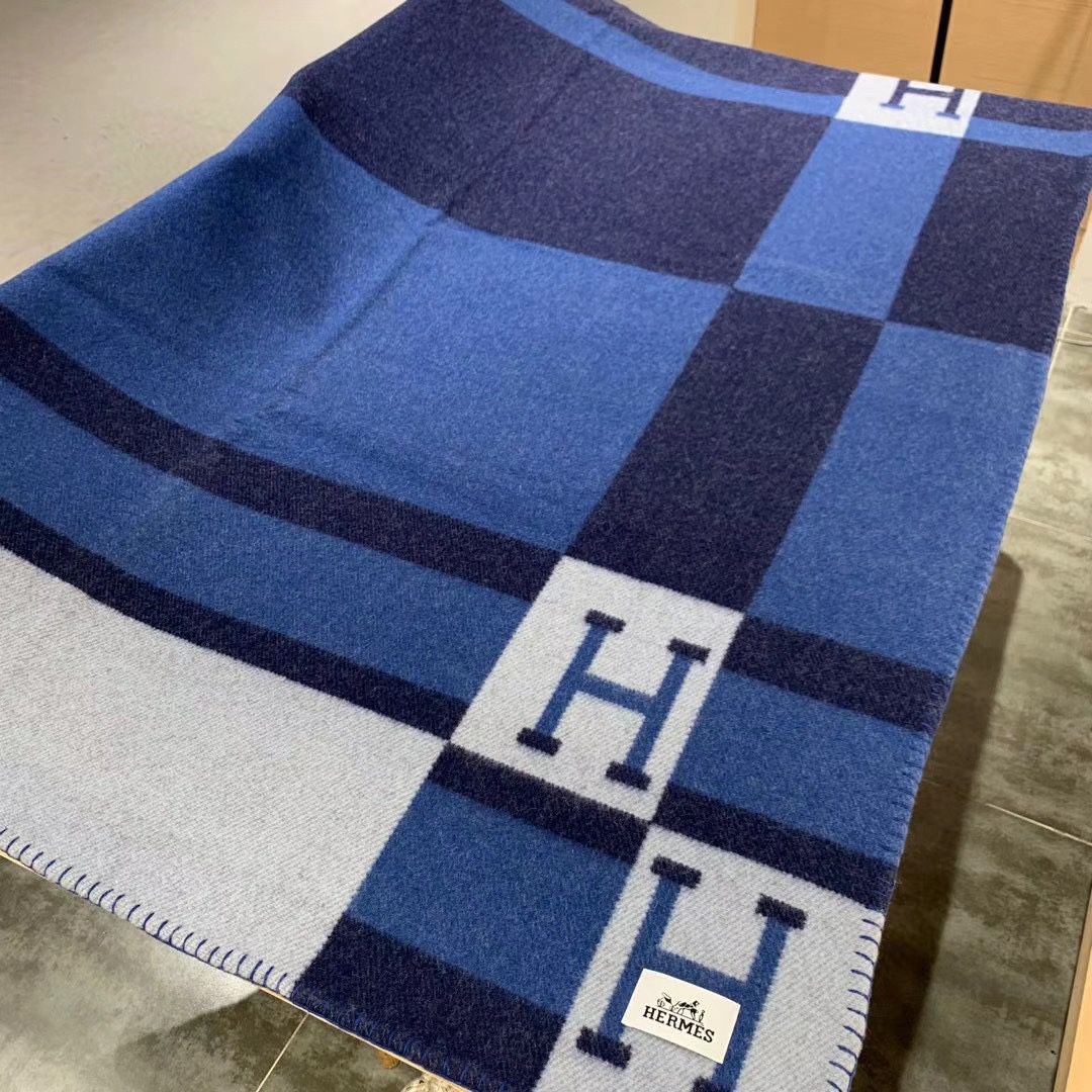 H**mes blankets-180*140cm