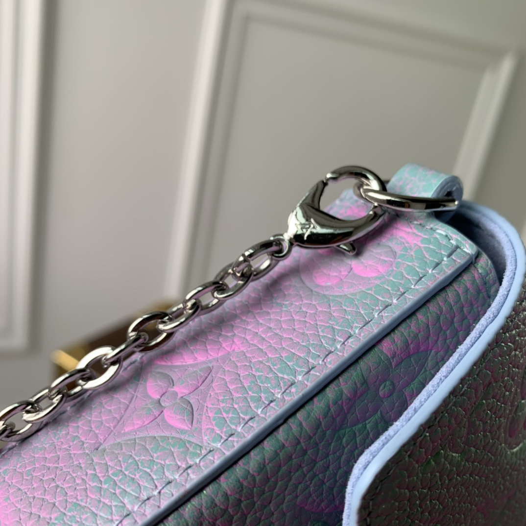 l0*is V*t0n pochette félicie wallet -21*12*3cm