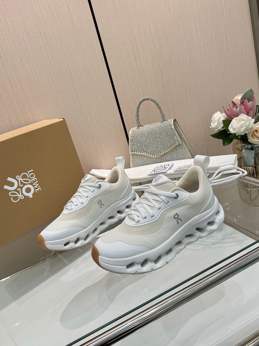 L0ew* sneakers