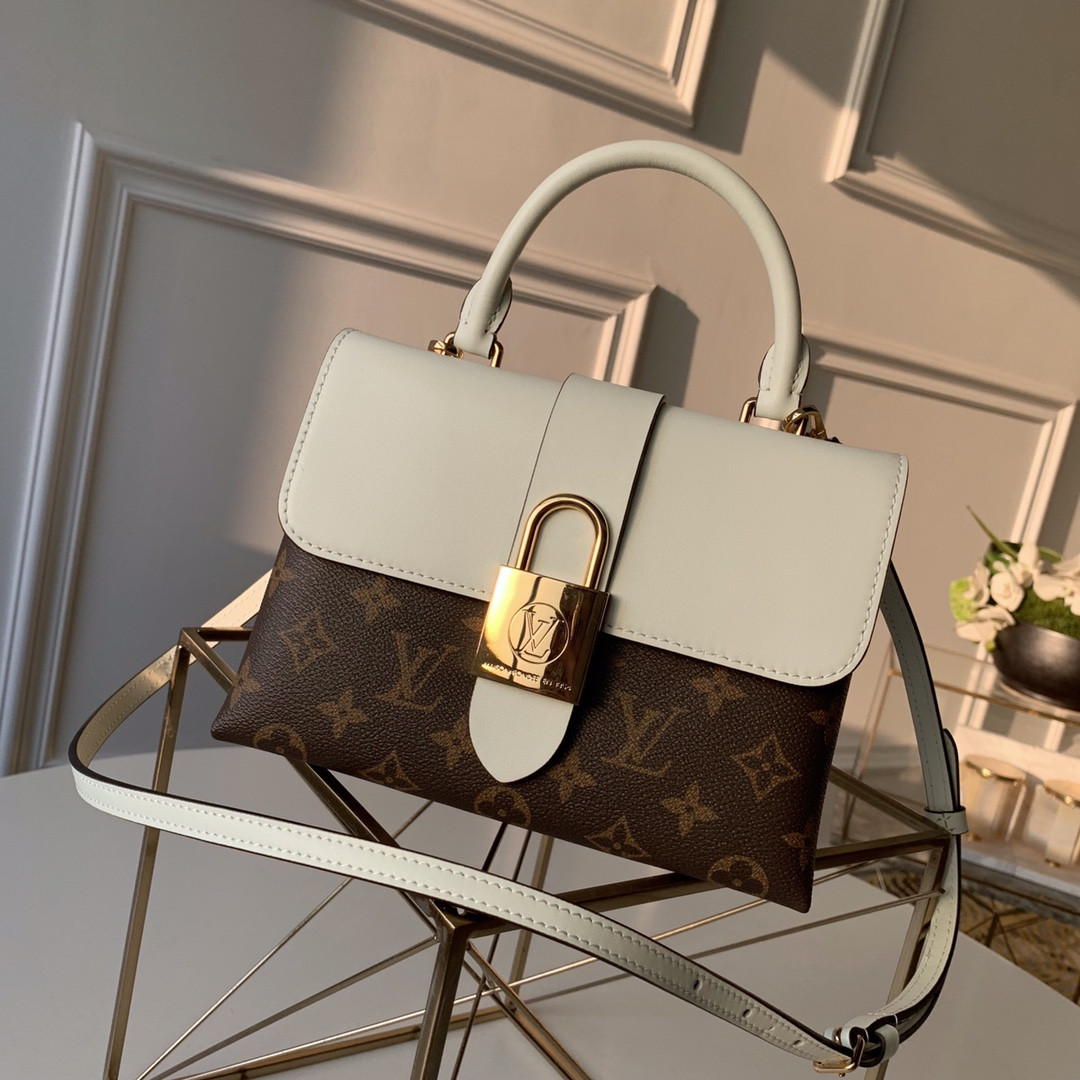 l0*is V*t0n locky bb bag -21* 17.0*8cm