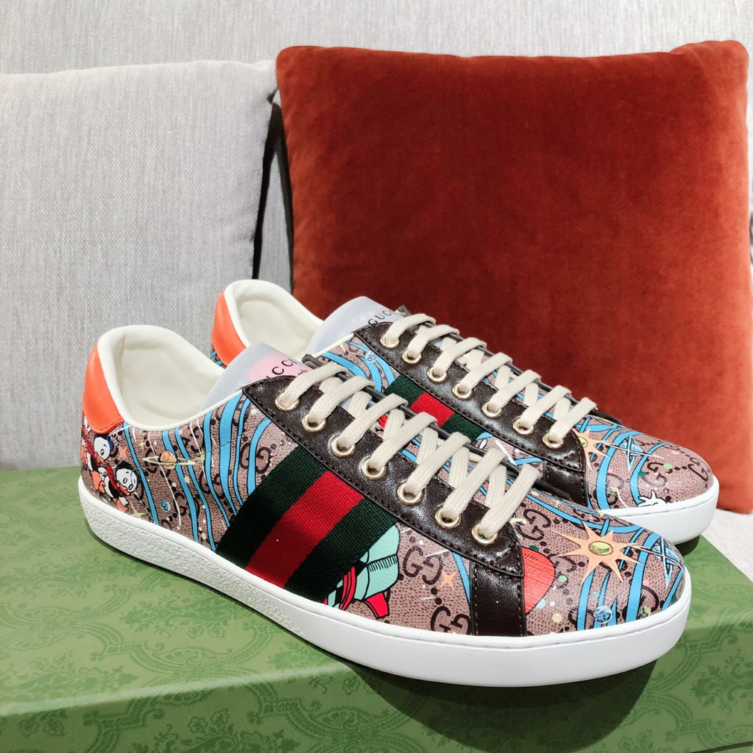 G*u*i sneakers