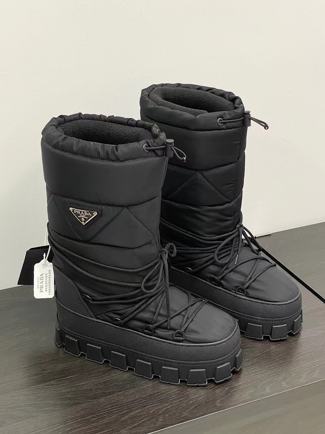 Pra*a boots 2023ss