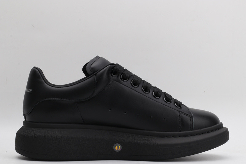 A1exa*der m*q*en sports shoes