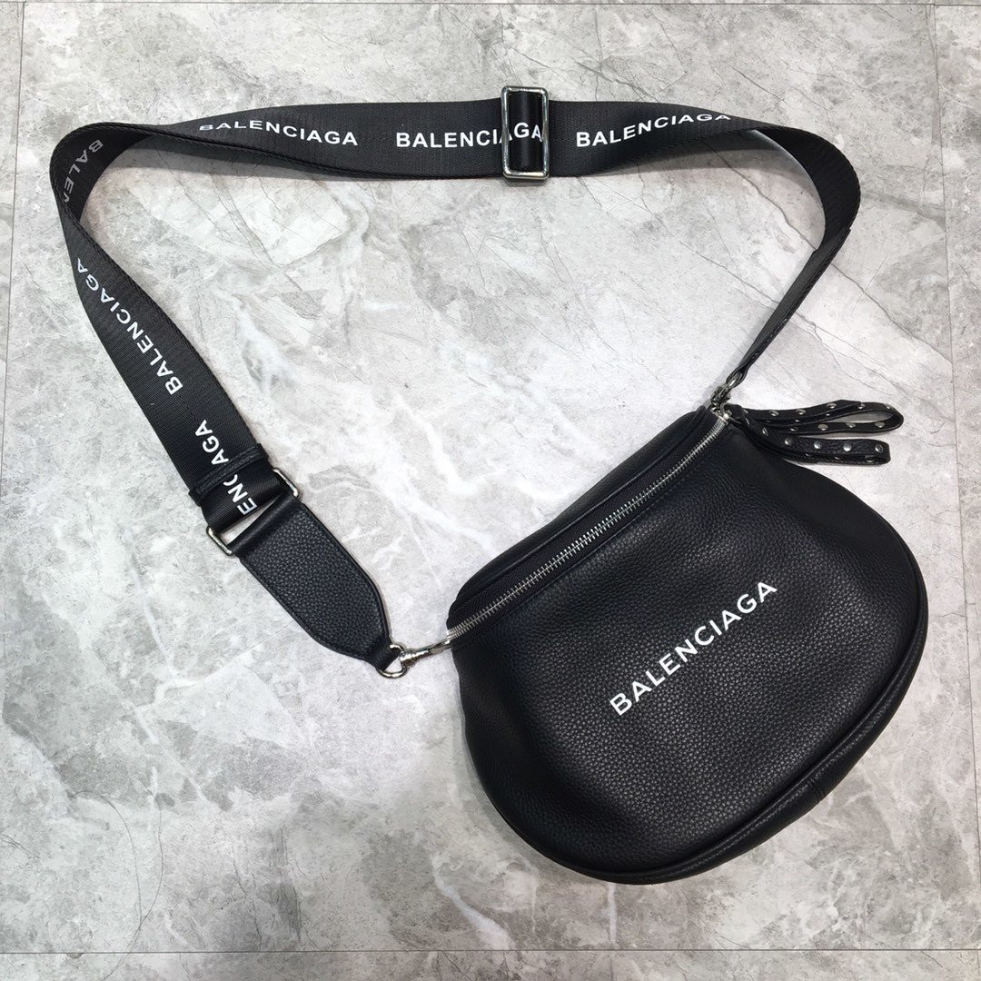 Ba*len*cia*ga crossbody bag-24*9*19cm