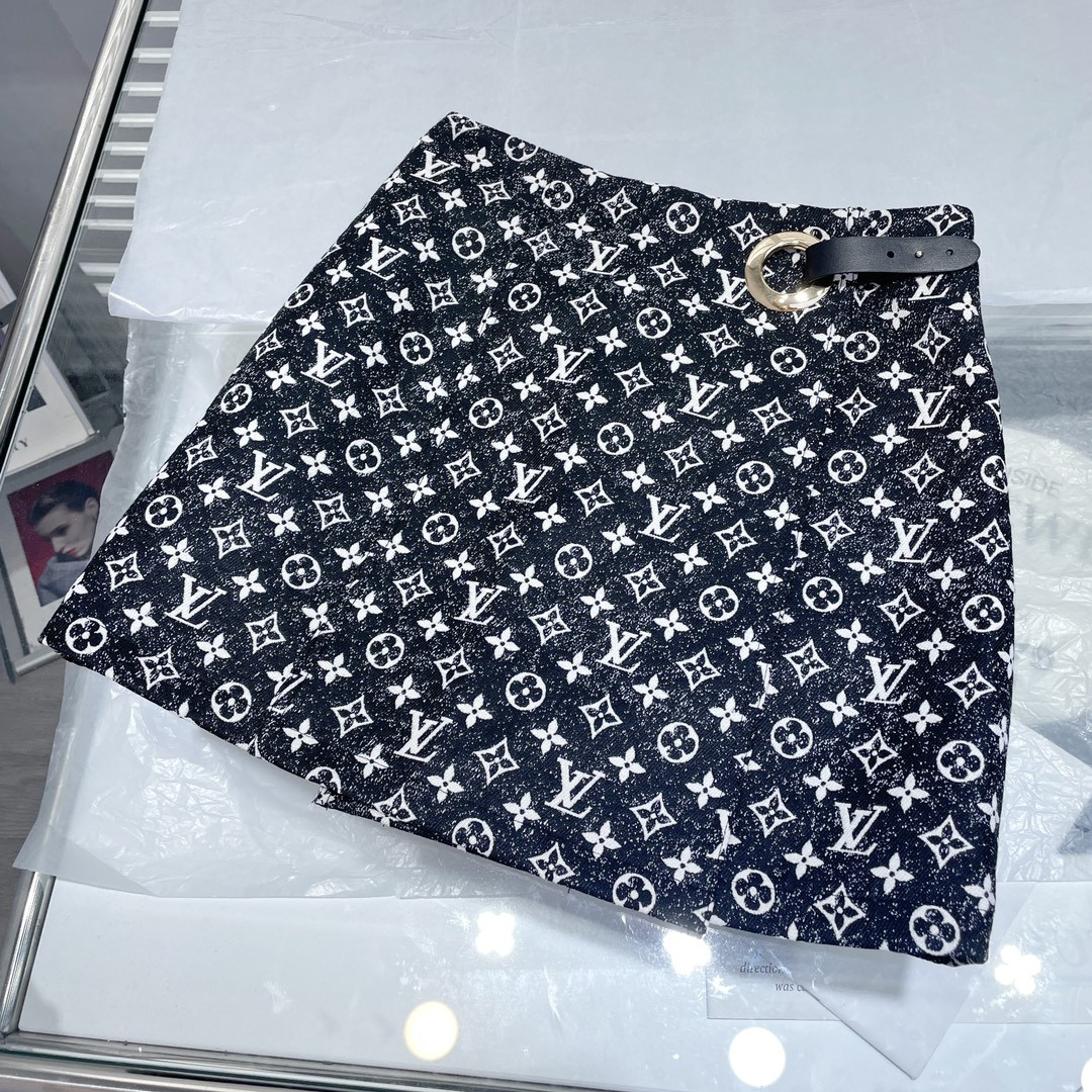l0*is V*t0n dress
