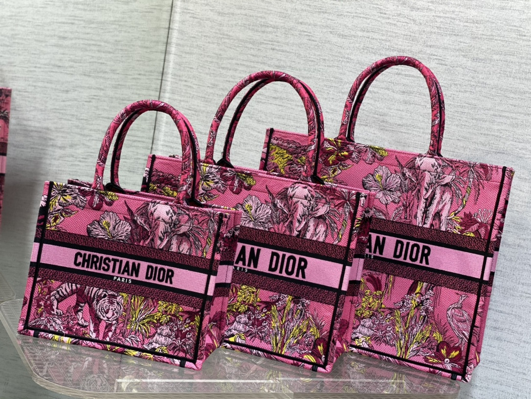 D*or book tote