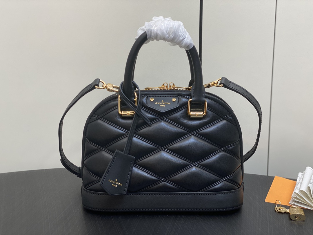 l0*is V*t0n m22878 alma bb-23.5 x 17.5 x 11.5cm