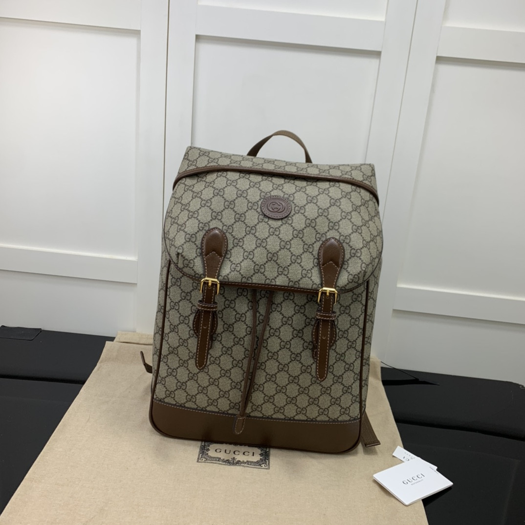 G*u*i backpack-26*43*18cm