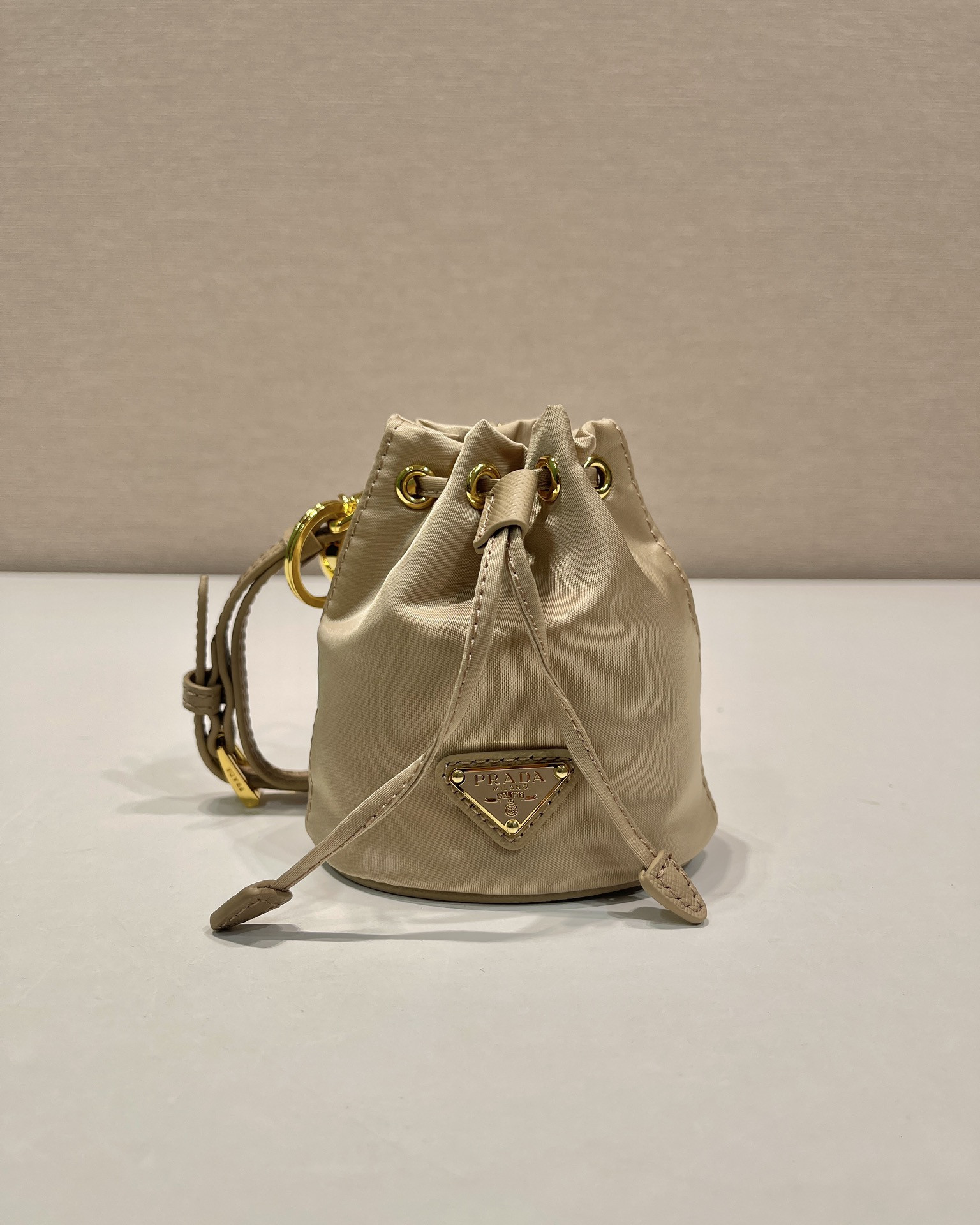 Pra*a 1tt202 re-nylon mini bag-8.5*10.5cm