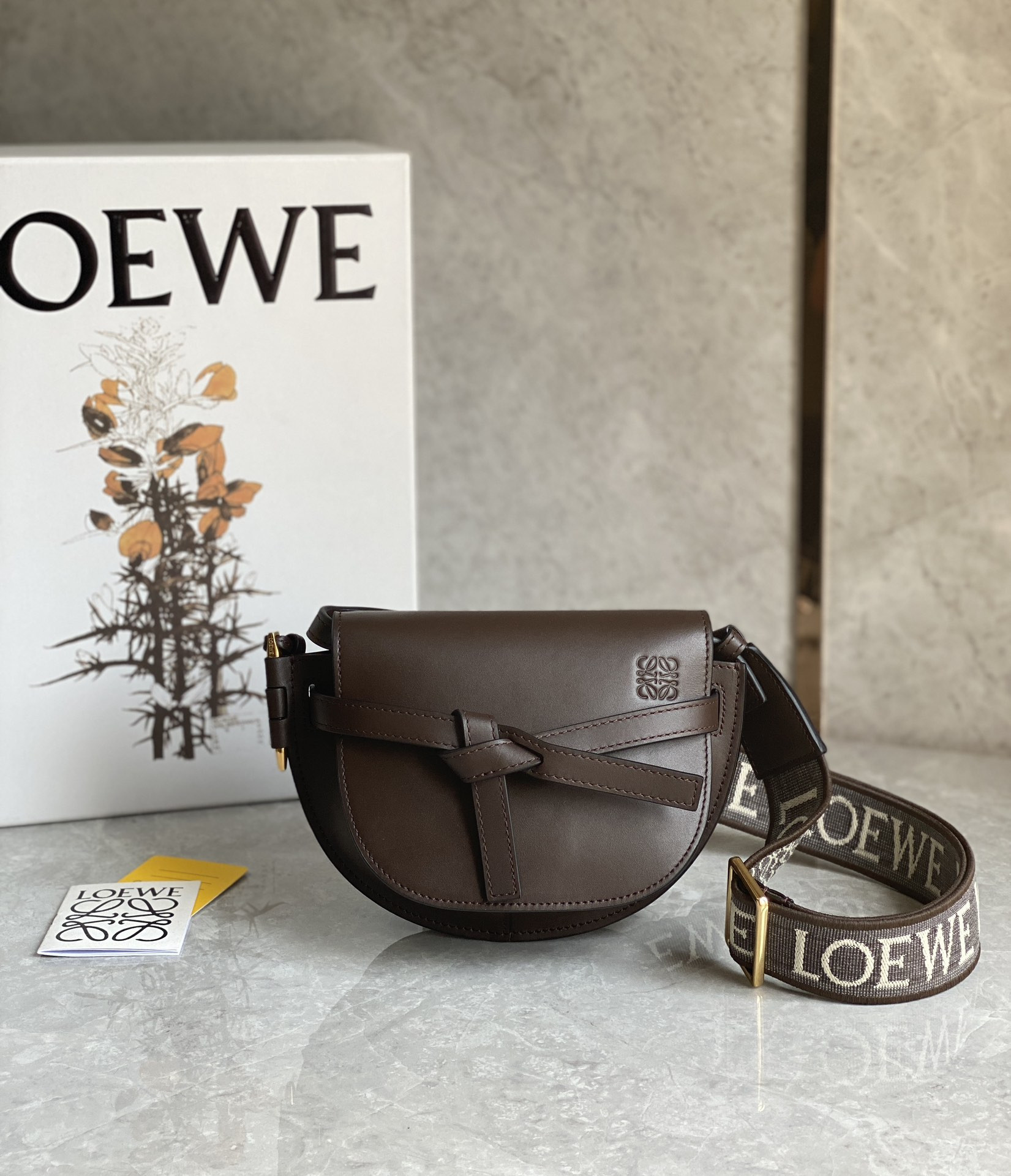 L0ew* mini puzzle gatedual bag-21*12.5*9cm