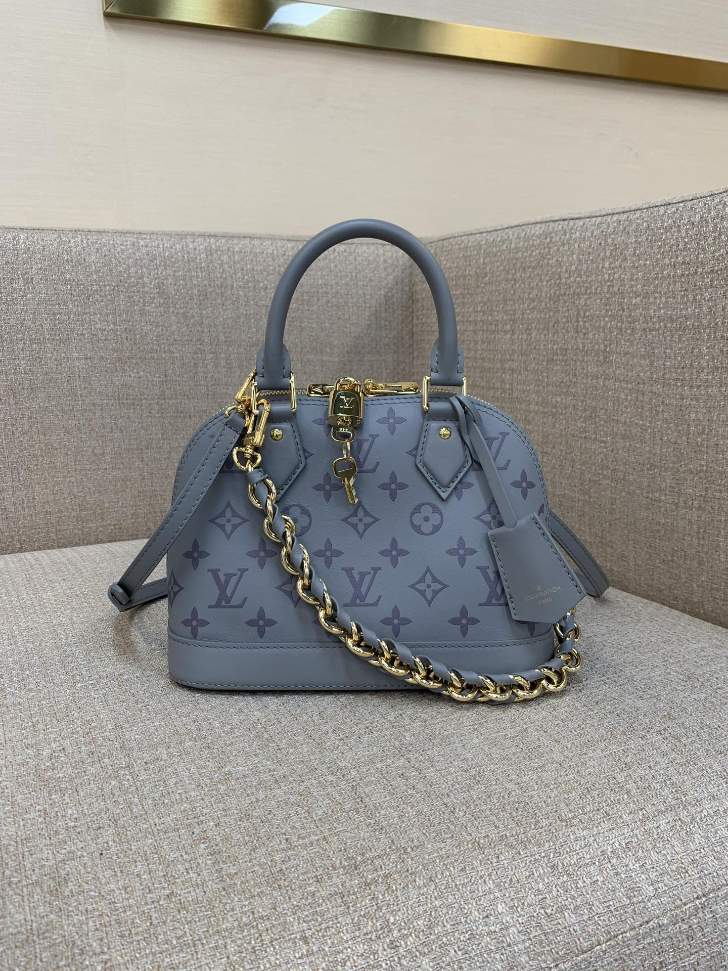 l0*is V*t0n damierlicious alma bb m12561-23.5 x 17.5 x 11.5cm